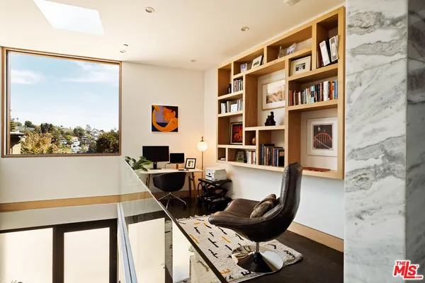 $2,499,000 | 2339 Lyric Avenue, Los Angeles, CA 90027