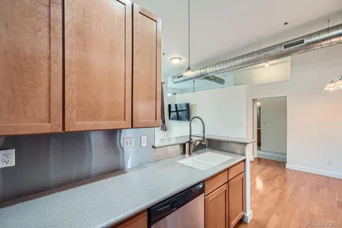$395,000 | 7700 East 29th Avenue, Unit 404, Denver, CO 80238