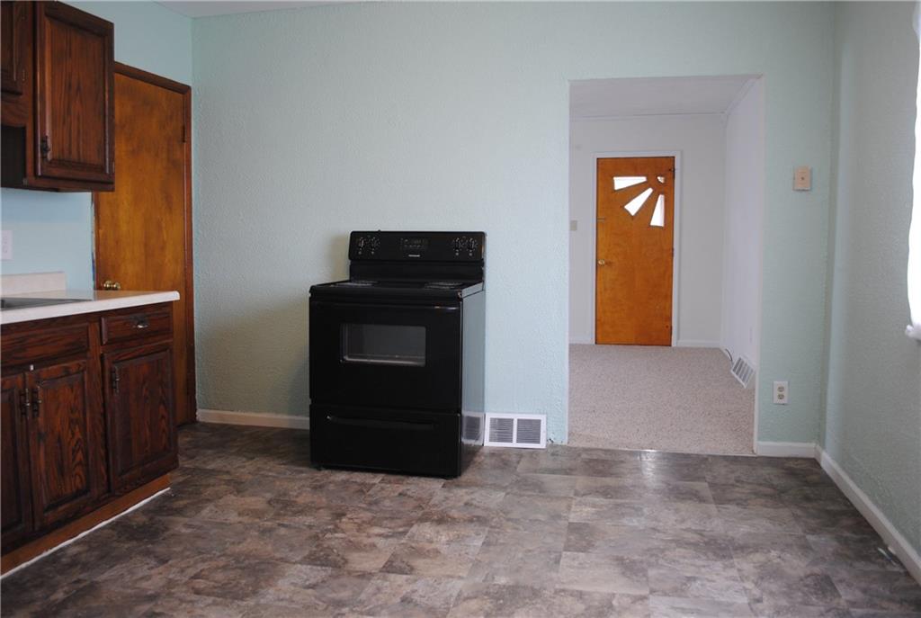 821 Jacoby Road Harwick, PA 15049 - Photo 12 of 22 Plenty of room for cabinet expansion in the large eat in kitchen.