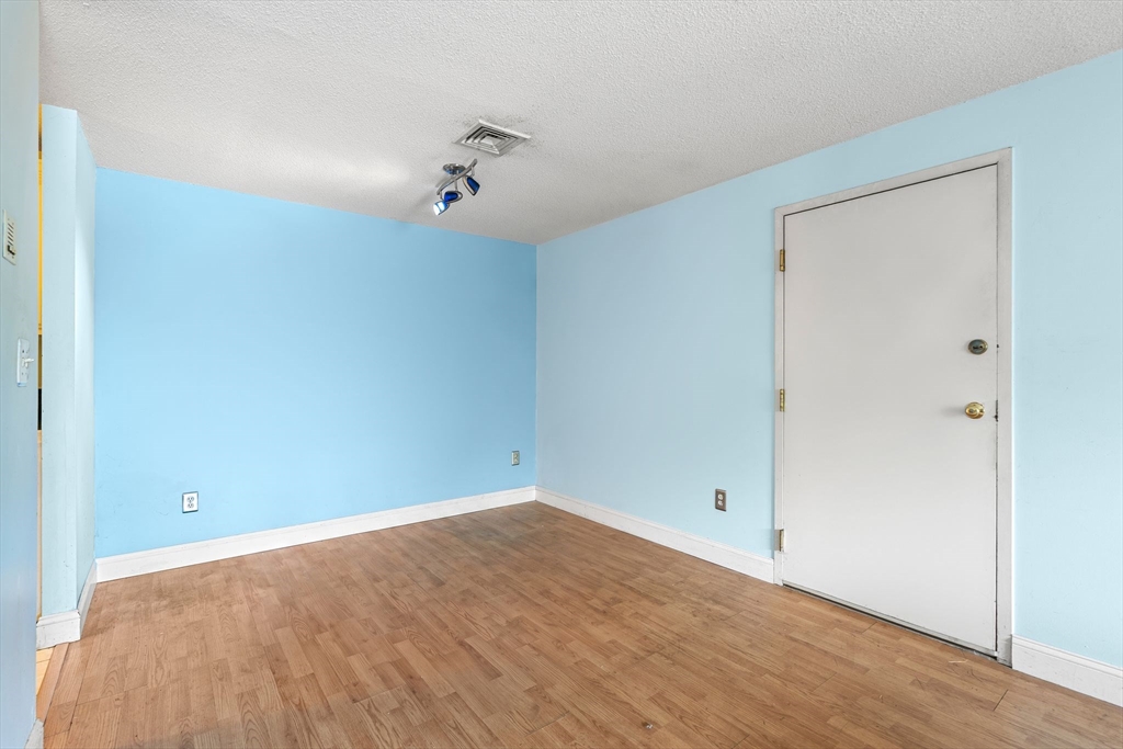 15 Bower Road, Unit E1 Quincy, MA 02169 - Photo 7 of 34