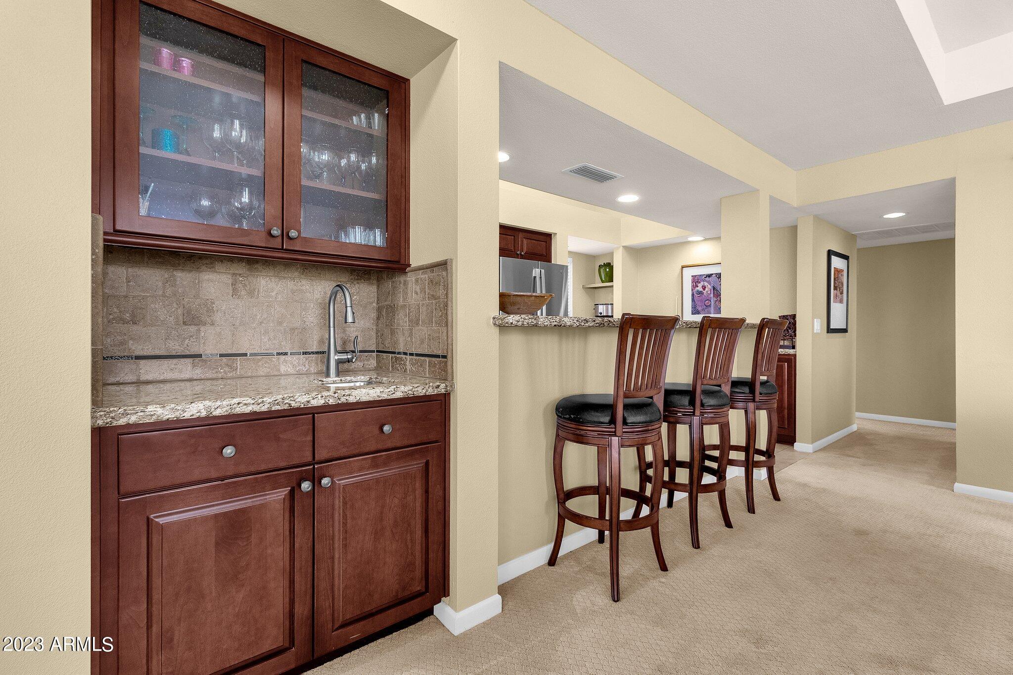 7760 East Gainey Ranch Road, Unit 29 Scottsdale, AZ 85258 - Photo 18 of 54 Wet Bar
