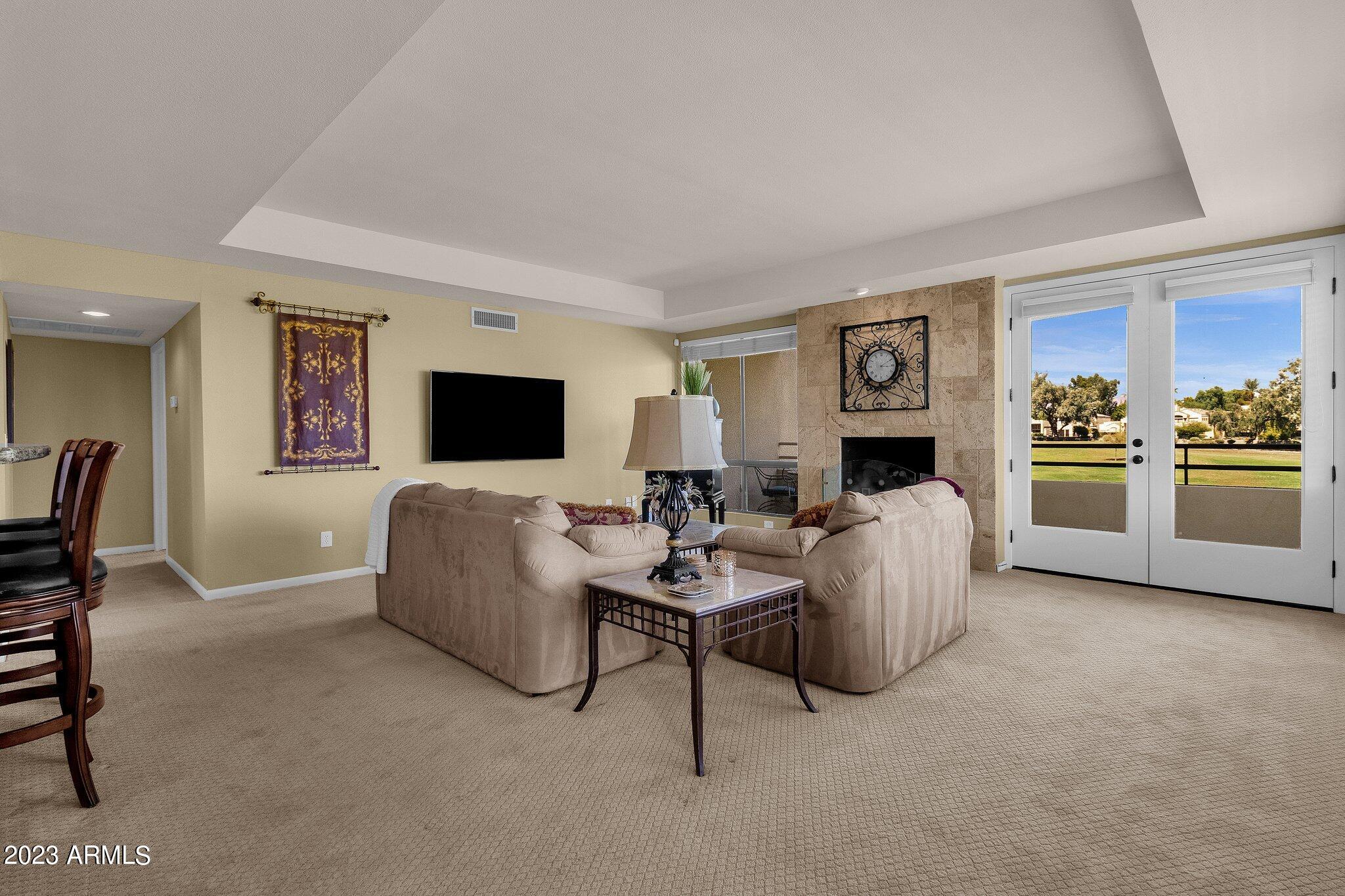 7760 East Gainey Ranch Road, Unit 29 Scottsdale, AZ 85258 - Photo 8 of 54 Living Room