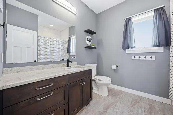 $659,900 | 1465 Shawnas Place South, Fargo, ND 58104