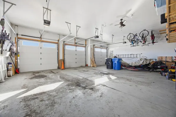 $659,900 | 1465 Shawnas Place South, Fargo, ND 58104