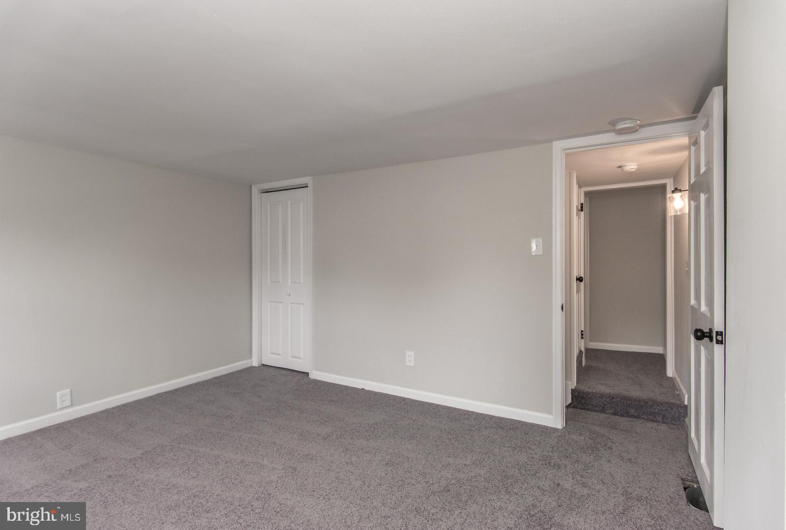 653 Spruce Street Bristol, PA 19007 - Photo 19 of 33