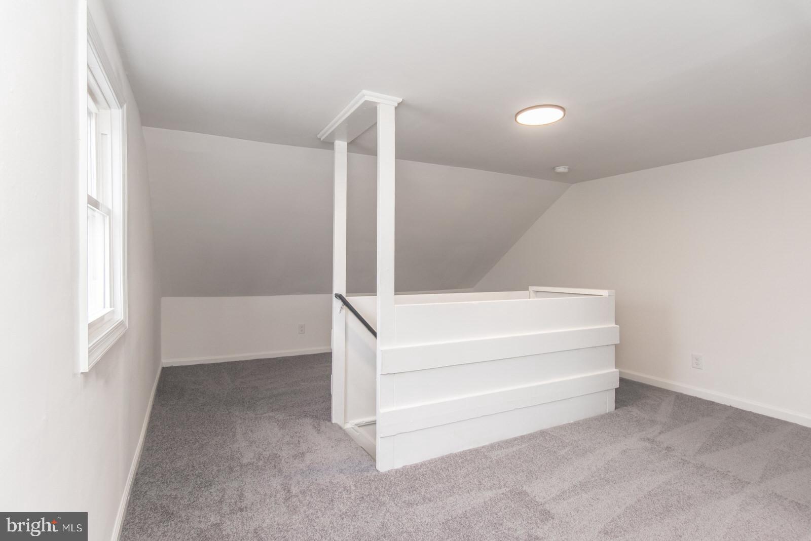 653 Spruce Street Bristol, PA 19007 - Photo 30 of 33