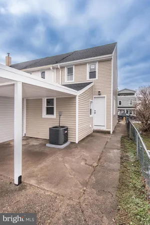 $2,350 | 653 Spruce Street, Bristol, PA 19007