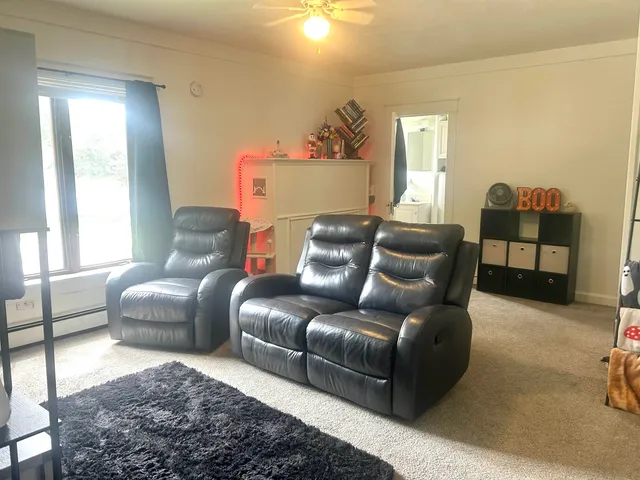 $550,000 | 825 Park Avenue, Little Chute, WI 54140