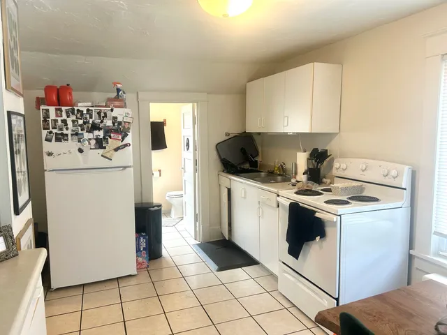 $550,000 | 825 Park Avenue, Little Chute, WI 54140