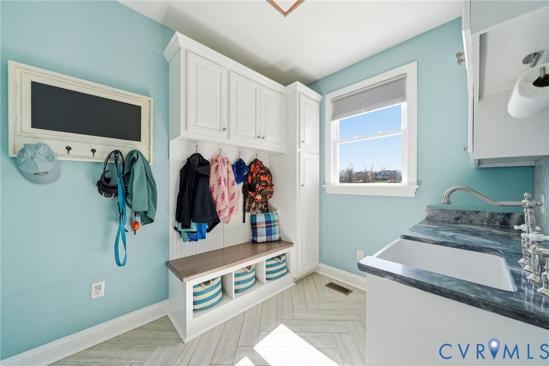 2007 Channel View Terrace Chester, VA 23836 - Photo 22 of 52