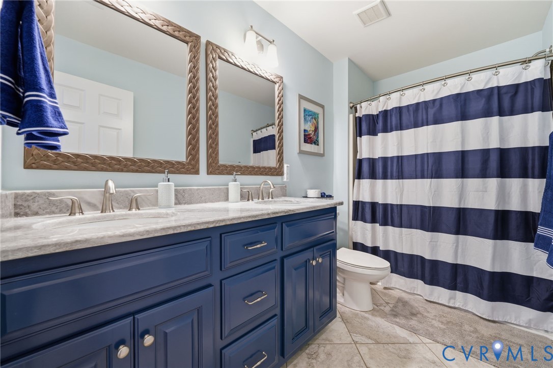2007 Channel View Terrace Chester, VA 23836 - Photo 35 of 52 Hall bath