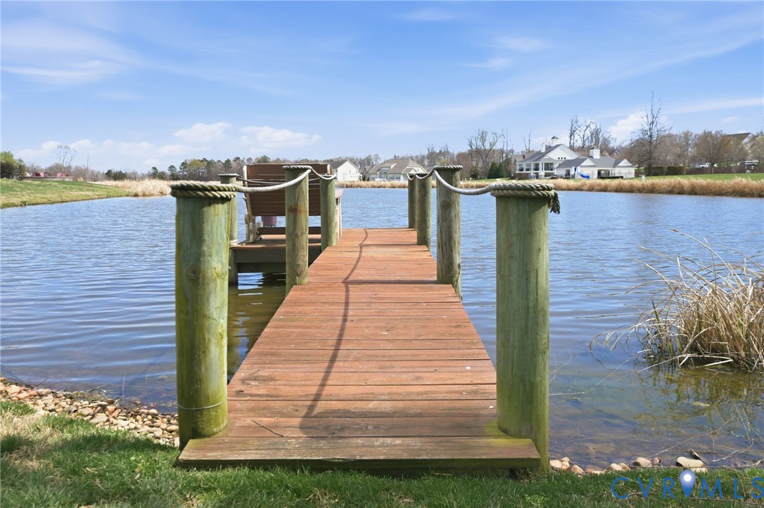 2007 Channel View Terrace Chester, VA 23836 - Photo 45 of 52 Great for casting a line or feeding the fish.