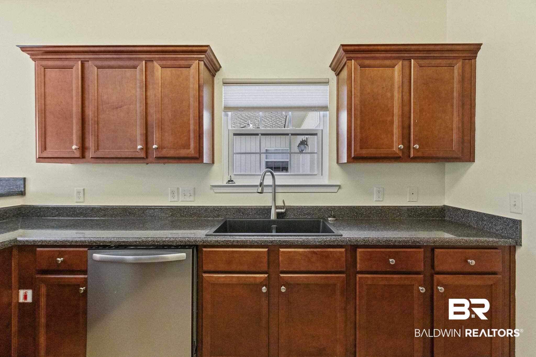 33156 Stables Drive, Unit 7B Daphne, AL 36527 - Photo 12 of 31