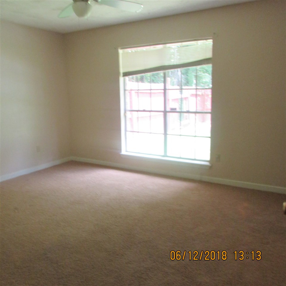 405 Goodrum Road Vicksburg, MS 39180 - Photo 8 of 12 Photo 8