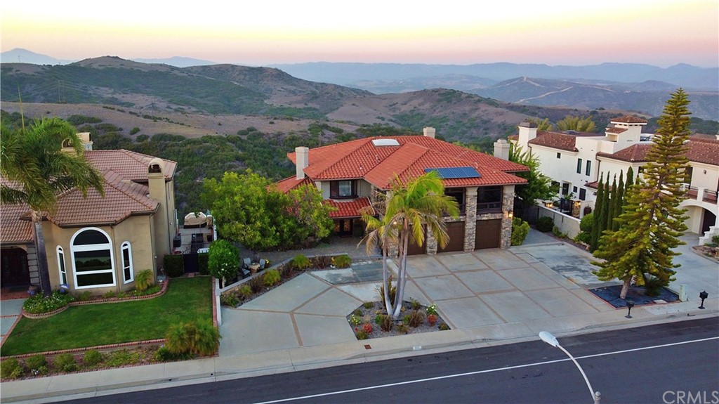 868 Avenida Acapulco San Clemente, CA 92672 - Photo 2 of 52
