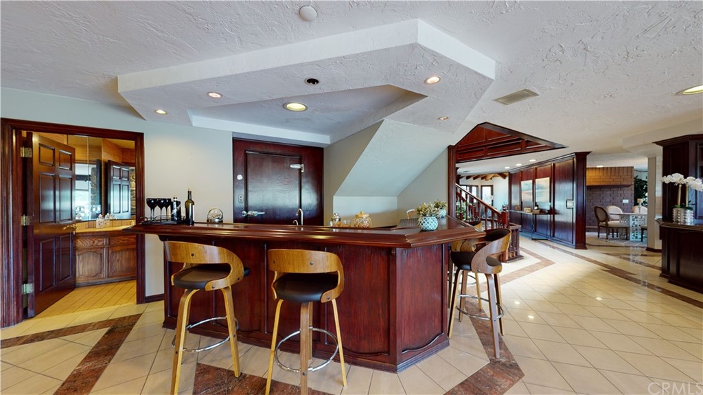 868 Avenida Acapulco San Clemente, CA 92672 - Photo 27 of 52 Entertainment Bar