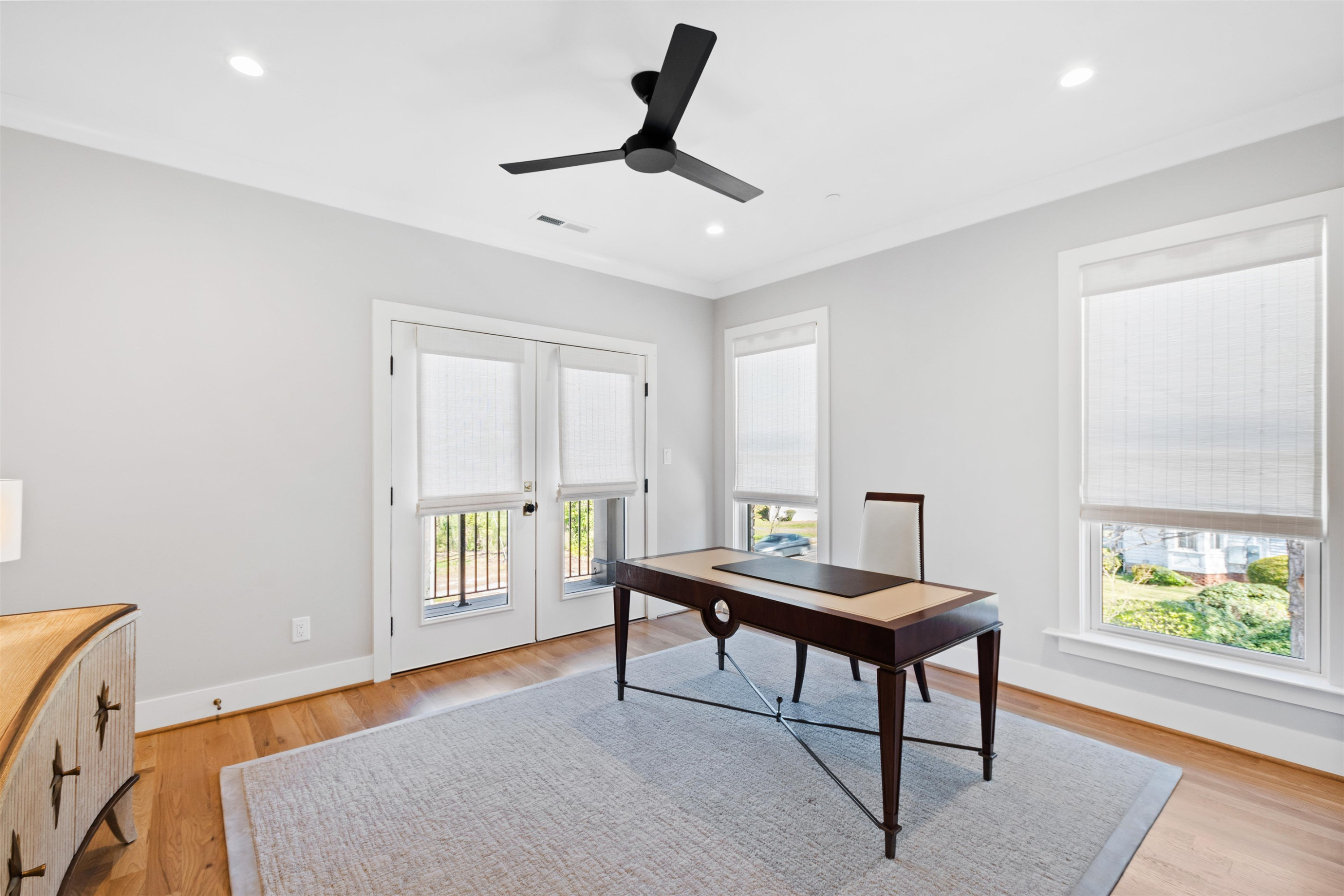 910 Oberlin Road, Unit 103 Raleigh, NC 27605 - Photo 24 of 47 Photo 24