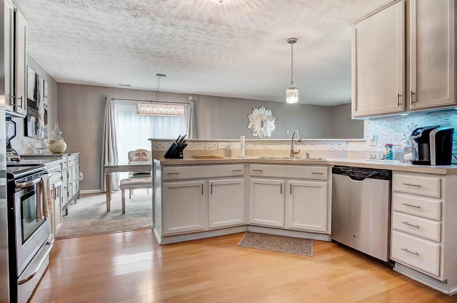 2111 Margo Road Columbus, OH 43229 - Photo 8 of 36 Gallery Image 8