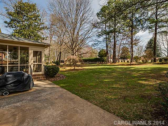 818 Ashmeade Road, Unit 3 Charlotte, NC 28211 - Photo 15 of 16 Gallery Image 15