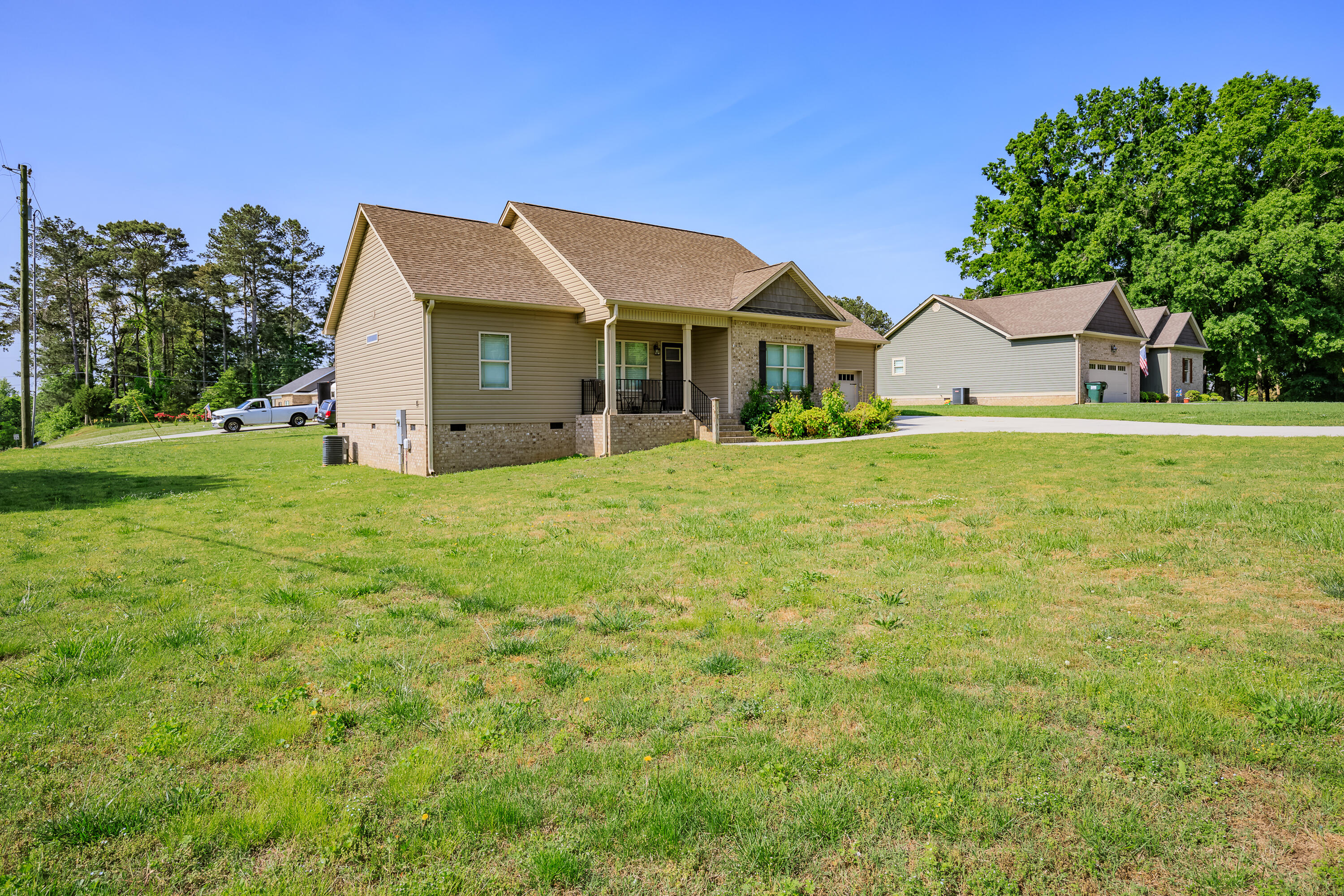 498 Kay Conley Road Rock Spring, GA 30739 - Photo 3 of 14 3