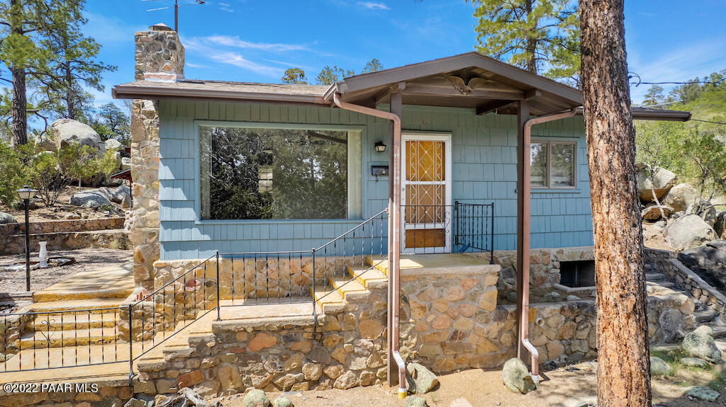 1627 Idylwild Road Prescott, AZ 86305 - Photo 1 of 26 001_Front