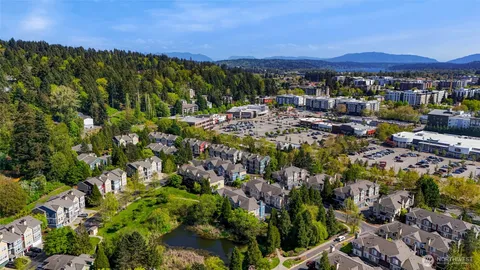 $749,000 | 9067 161st Court Northeast, Unit 2704, Redmond, WA 98052