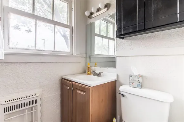 $995 | 324 West Canty Street, Unit 3, Dallas, TX 75208