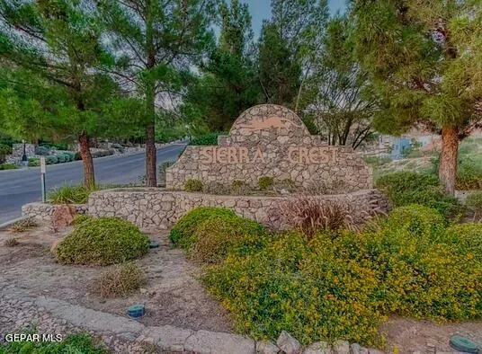 $420,000 | 32 Silver Crest Drive, El Paso, TX 79902