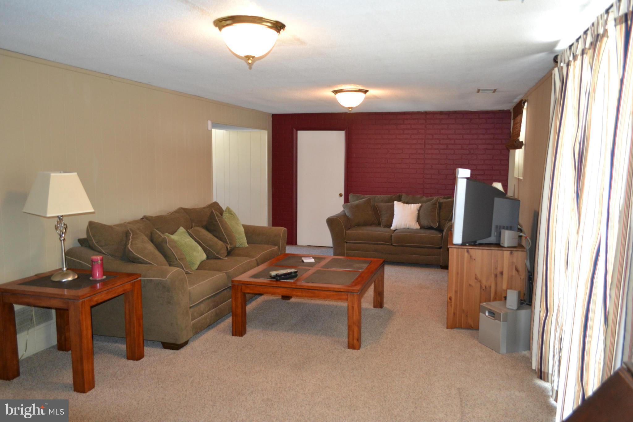 323 Norgulf Road Reisterstown, MD 21136 - Photo 19 of 30 Family Room with Walk-Out