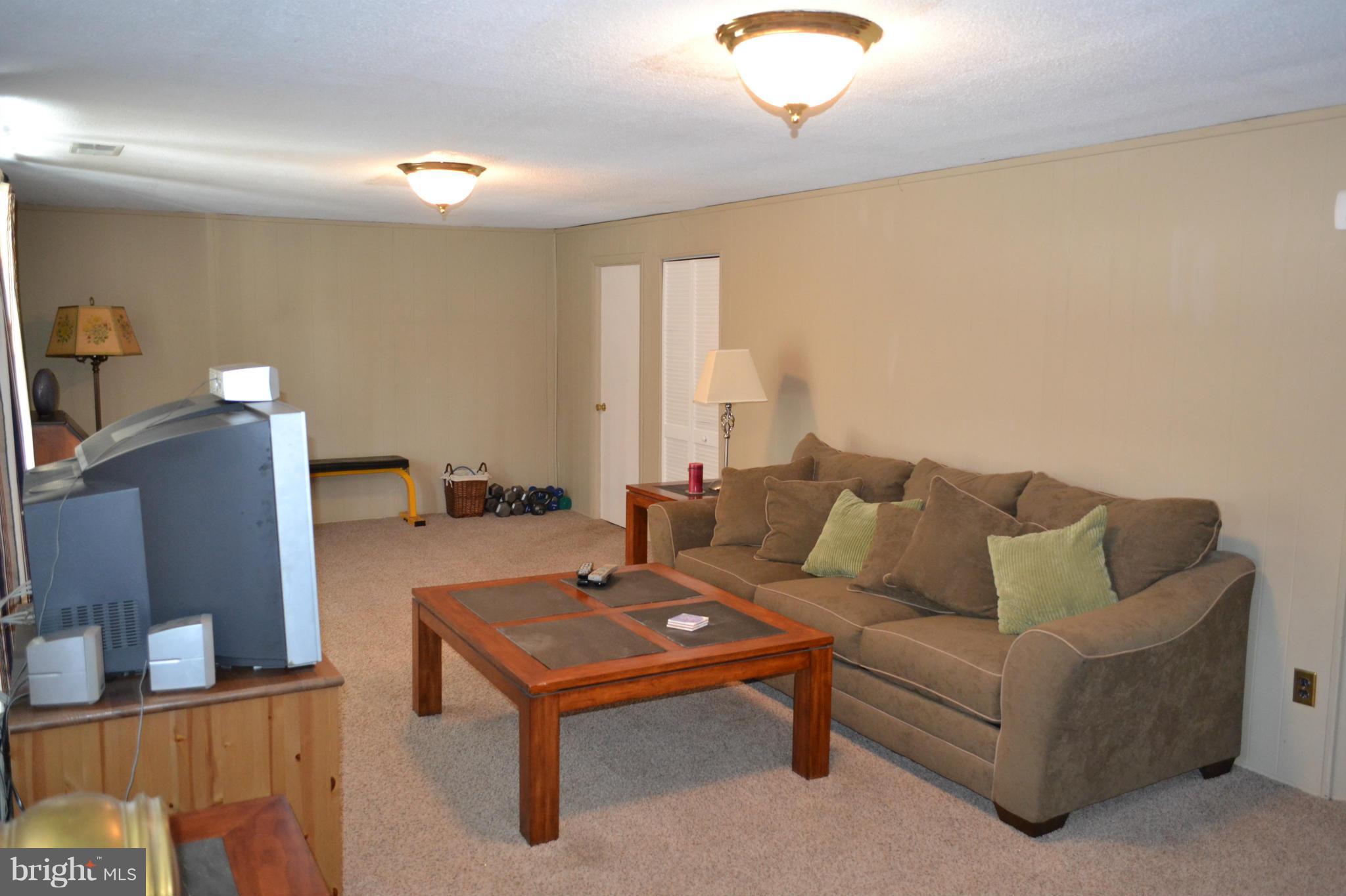 323 Norgulf Road Reisterstown, MD 21136 - Photo 20 of 30 Family Room
