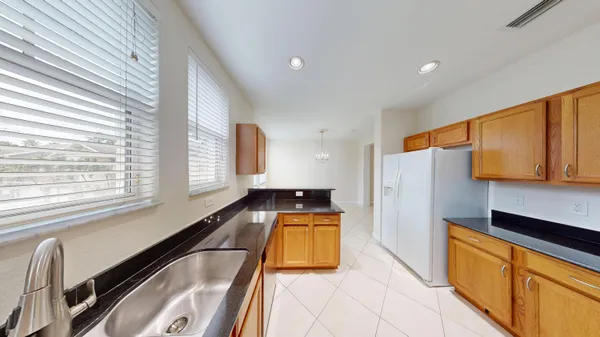 $3,500 | 690 Amador Lane, Unit 3, West Palm Beach, FL 33401