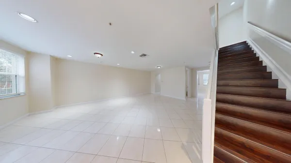 $3,500 | 690 Amador Lane, Unit 3, West Palm Beach, FL 33401