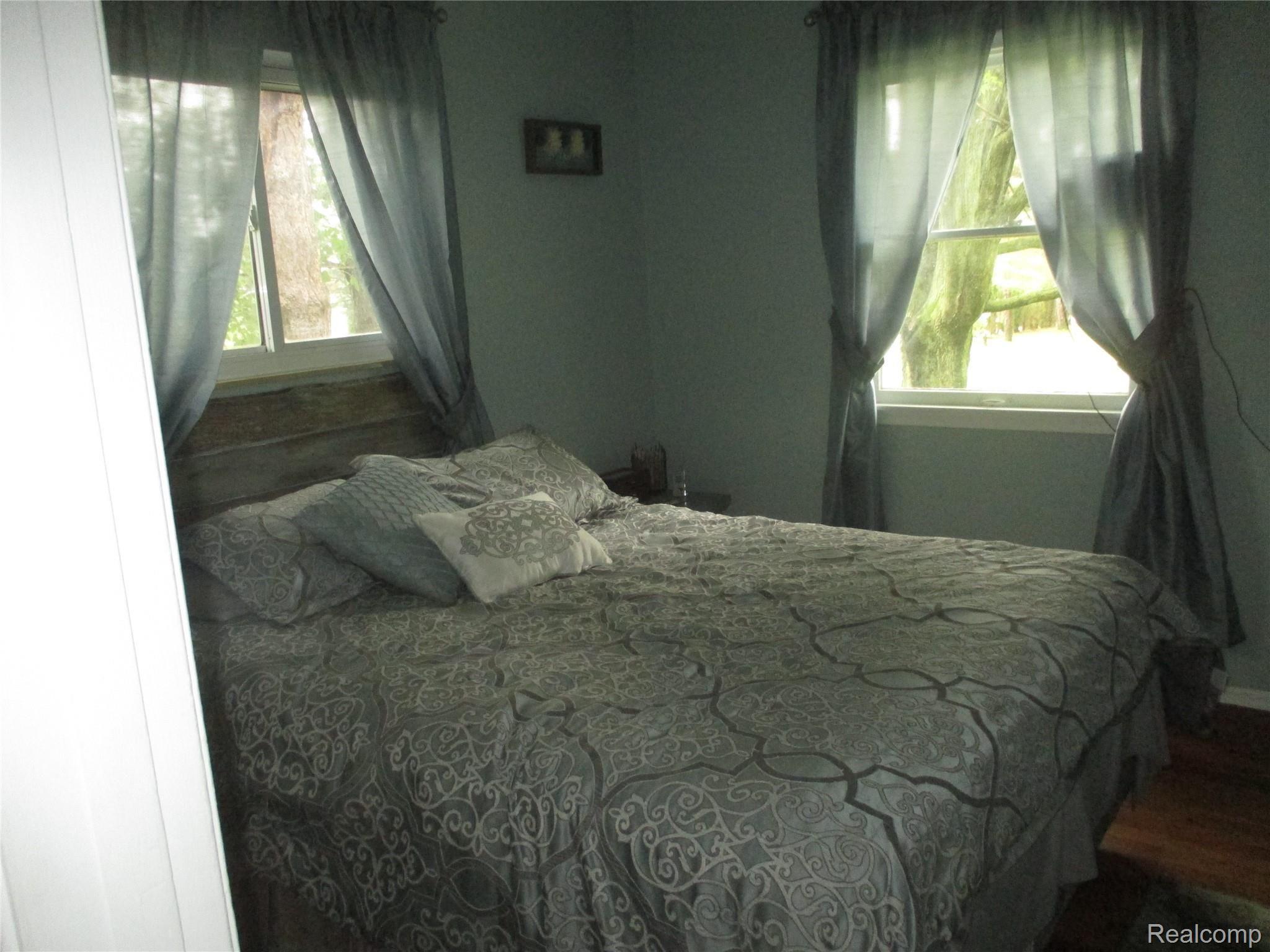 5395 Duffield Road Flushing, MI 48433 - Photo 10 of 19 IMG_4928.JPG
