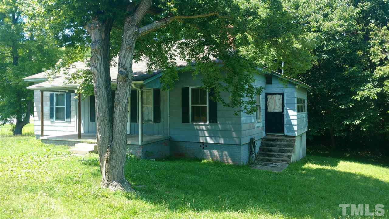 157 Providence Road Roxboro, NC 27573 - Photo 3 of 8