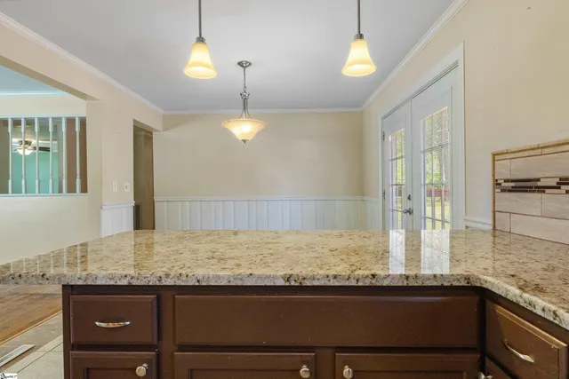 $244,000 | 105 Pinewood Avenue, Clinton, SC 29325