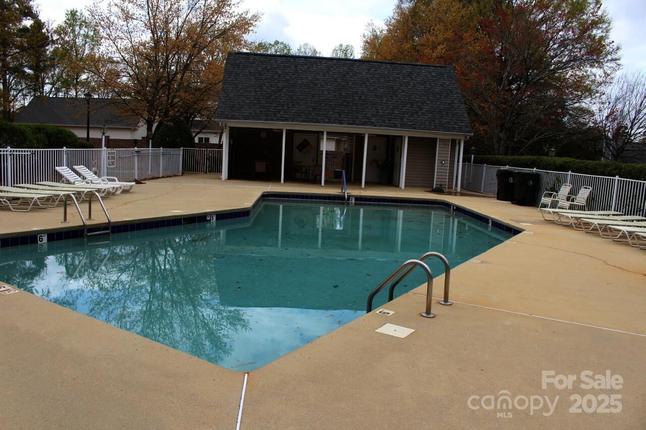 21205 Cold Spring Lane Cornelius, NC 28031 - Photo 11 of 12 Gallery Image 11