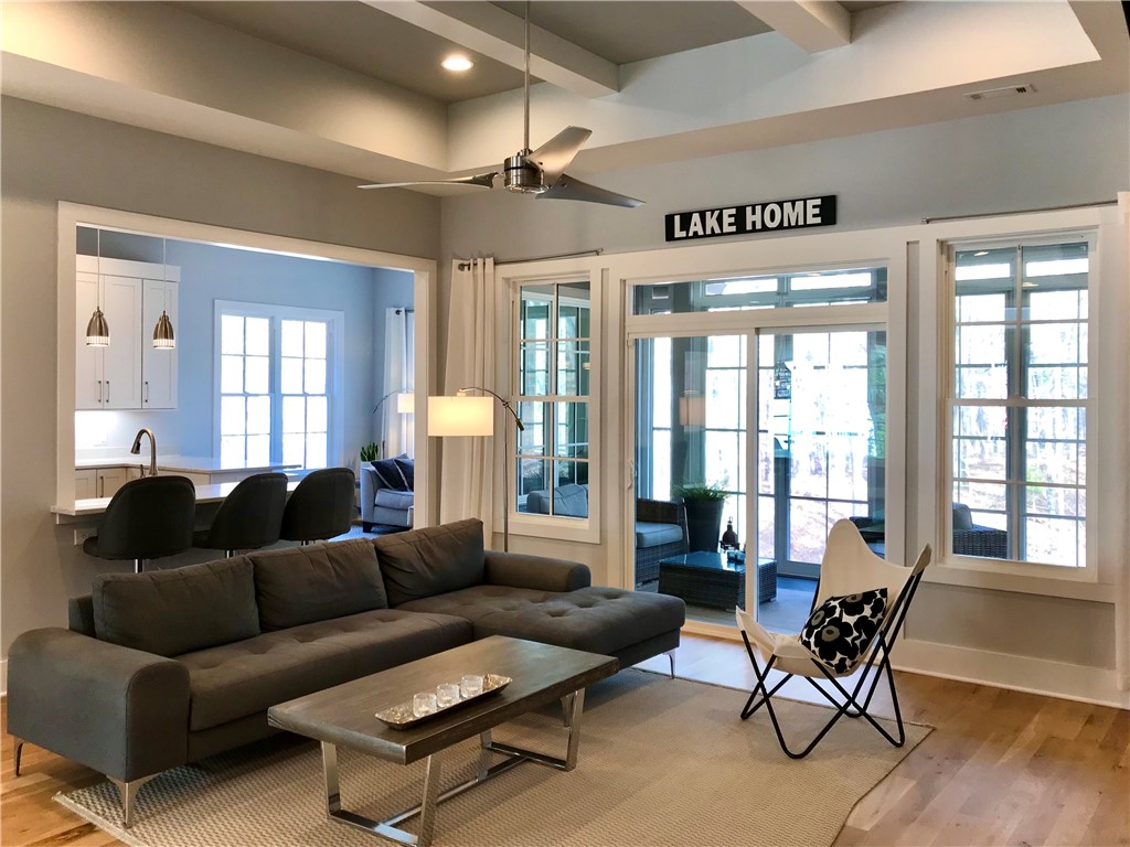 102 Mapleleaf Way Seneca, SC 29672 - Photo 12 of 40 Great Room