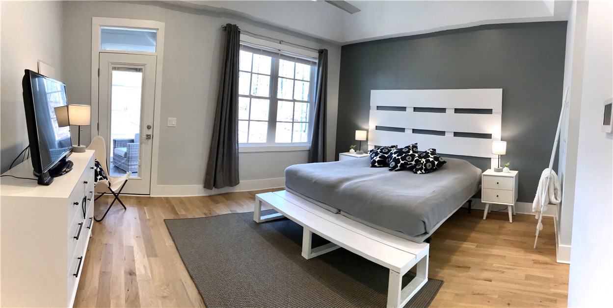 102 Mapleleaf Way Seneca, SC 29672 - Photo 22 of 40 Master Bedroom