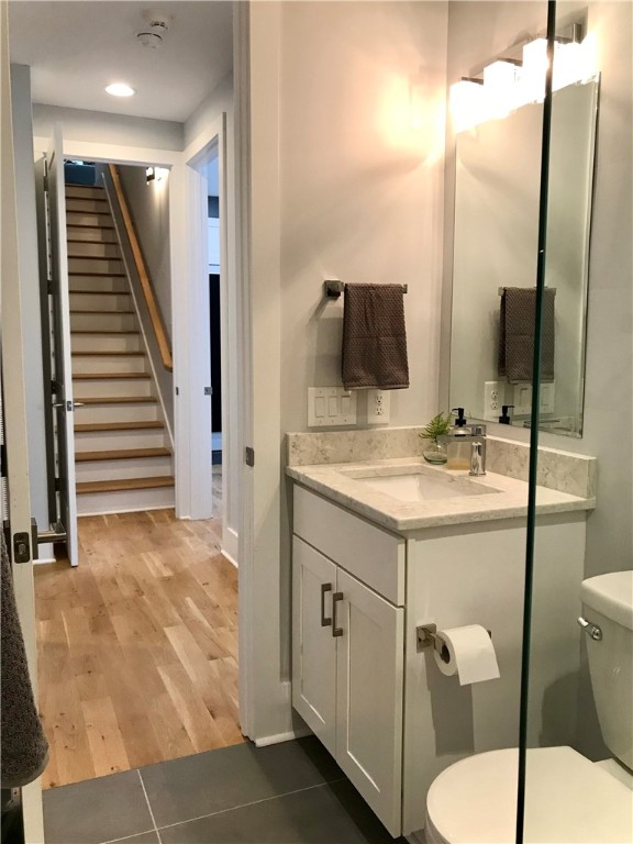 102 Mapleleaf Way Seneca, SC 29672 - Photo 28 of 40 Guest Bath