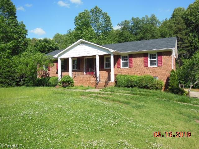 349 Barons Road Clemmons, NC 27012 - Photo 1 of 18 Gallery Image 1