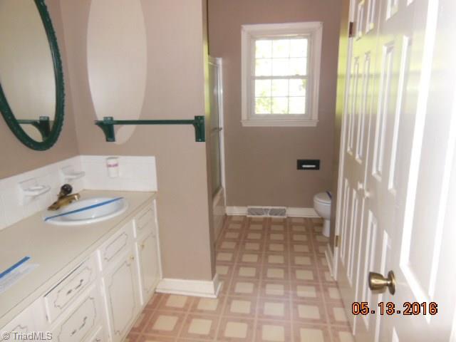 349 Barons Road Clemmons, NC 27012 - Photo 13 of 18 Gallery Image 13