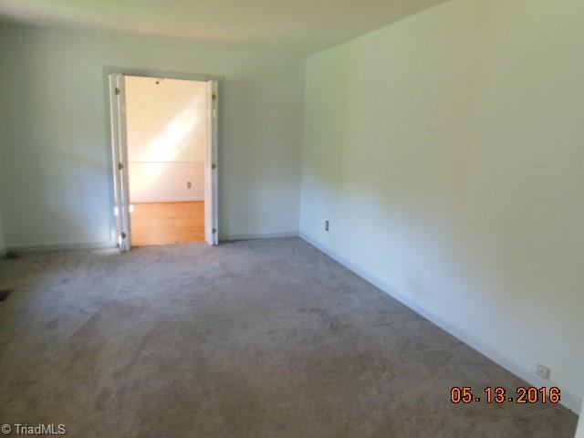 349 Barons Road Clemmons, NC 27012 - Photo 4 of 18 Gallery Image 4