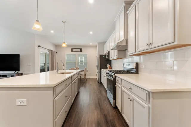 $490,000 | 3694 Reddington Circle, Elgin, IL 60124