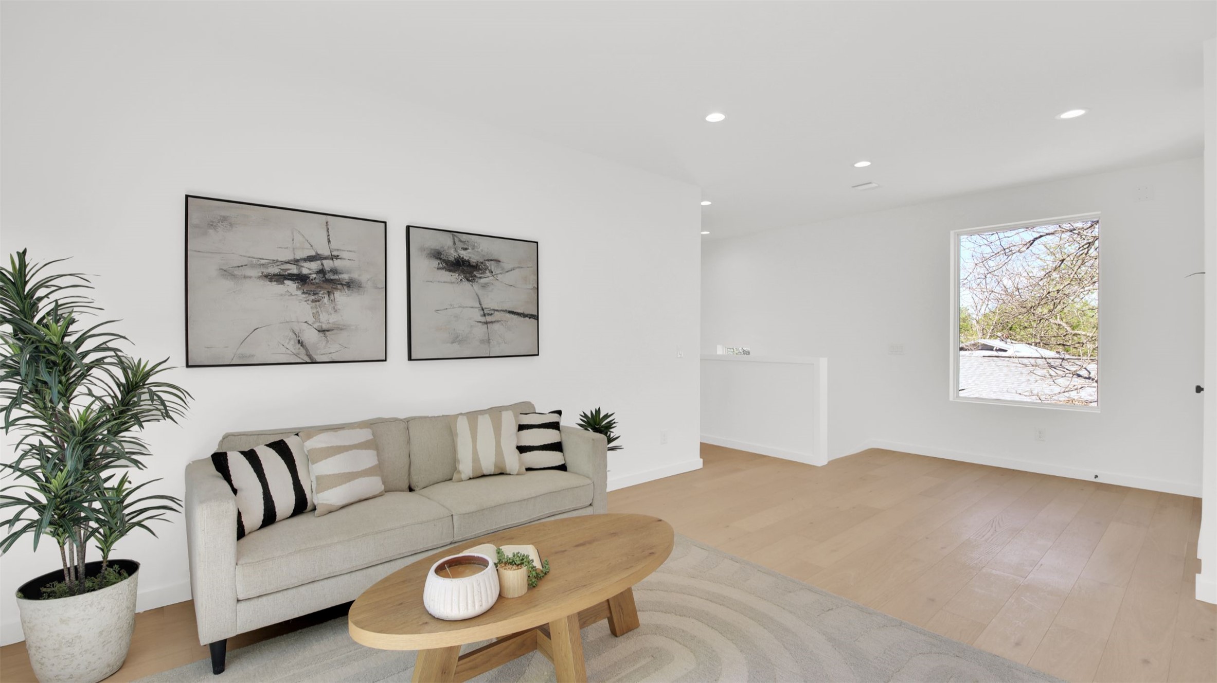 1310 Cullen Avenue Austin, TX 78757 - Photo 28 of 40 Living area with recessed lighting and light wood flooring