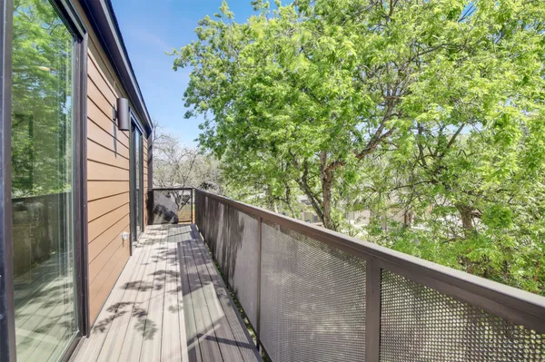 $2,000,000 | 1310 Cullen Avenue, Austin, TX 78757