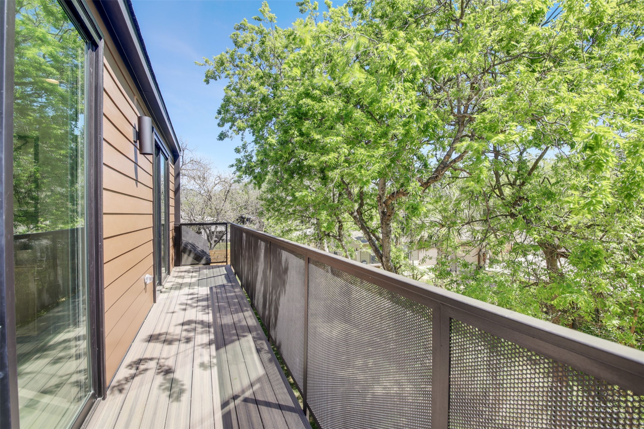 1310 Cullen Avenue Austin, TX 78757 - Photo 34 of 40 View of wooden deck