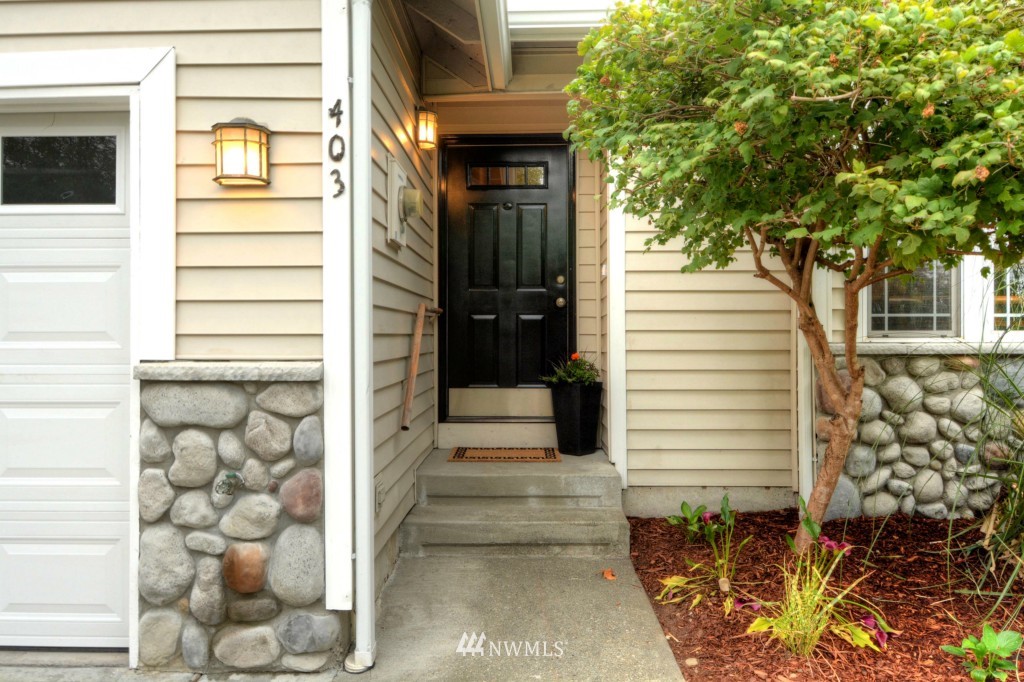 403 211th Place Southeast Bothell, WA 98021 - Photo 2 of 19