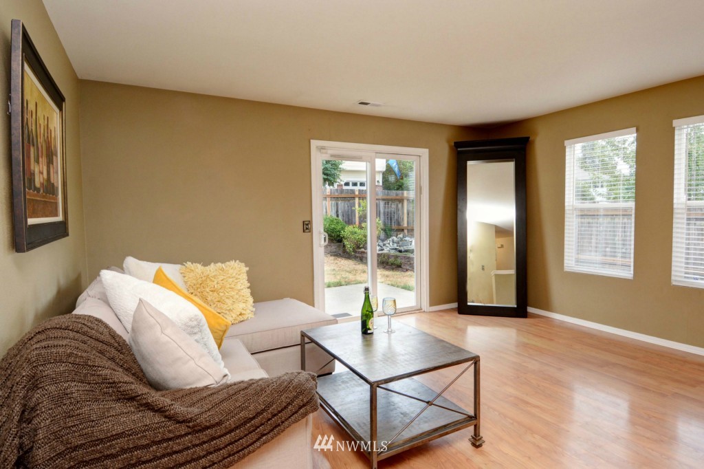 403 211th Place Southeast Bothell, WA 98021 - Photo 10 of 19