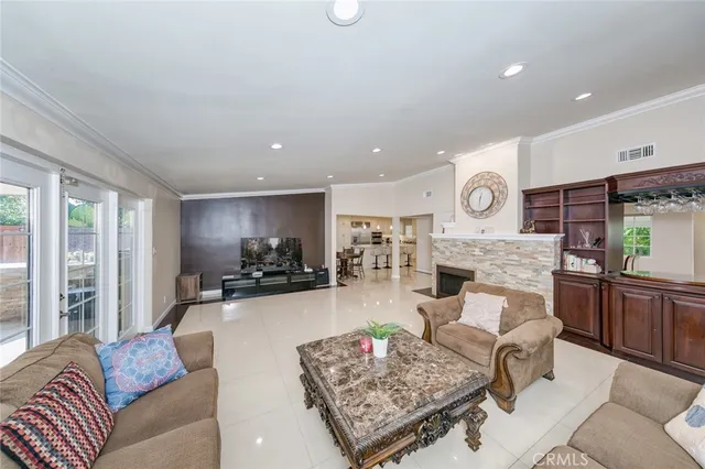 $6,700 | 814 Kellogg Avenue, Glendale, CA 91202