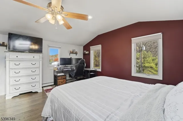 $389,999 | 64 Edison Avenue, Ogdensburg, NJ 07439